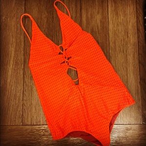 *reposhing* Kokomo Lava mesh size P.